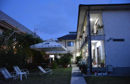Vama Veche House | Vila Azaleea