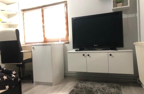 Brezoi House | Vila Bughianu
