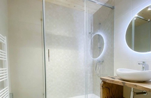 Escalo Apartment | VILA CLOSA RESORT- PALLER