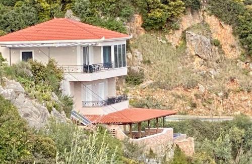 Piqeras House | VILA ELEZI Piqeras