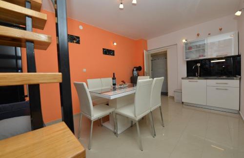 Policnik Villa | Vila Green Oasis Miro