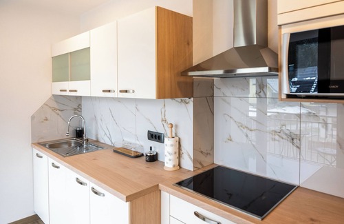 Skofja Loka Apartment | Vila Hrastnica 1 Apartma Praprot family friendly near Škofja Loka