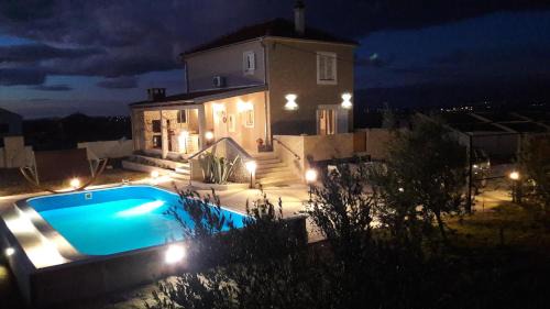 Benkovac House | Vila Pan