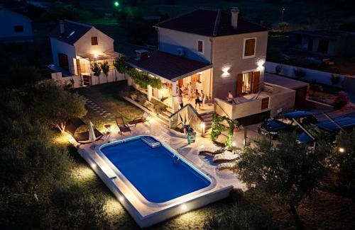 Benkovac House | Vila Pan