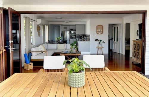 Urangan House | Vila Paus Satu - Ocean Views Hervey Bay