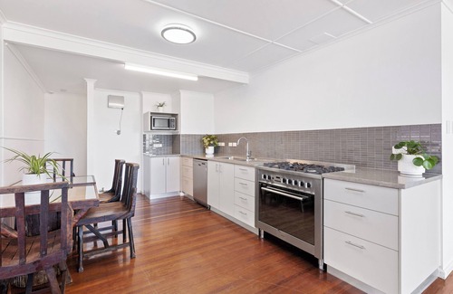 Urangan House | Vila Paus Satu - Ocean Views Hervey Bay
