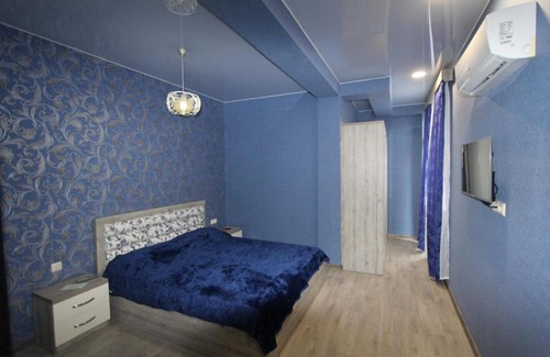 Gonio House | Vila Twins