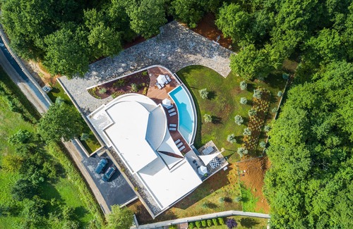 Boljevici Villa | VILA VIKTOR TIRELI premium and private Spacious 7-bedroom Villa in Istra