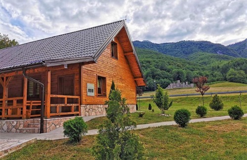 Tjentiste Apartment | Vila "Volujak"