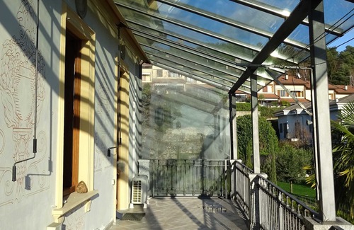 San Fermo della Battaglia Villa | VILLA ORSOLA: BLUE APARTMENT 4 PAX WITH POOL AND AIR CONDITIONING