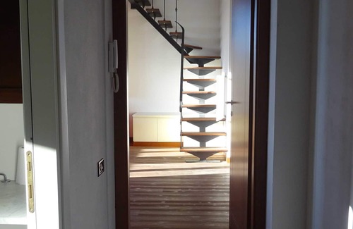 San Fermo della Battaglia Villa | VILLA ORSOLA: BLUE APARTMENT 4 PAX WITH POOL AND AIR CONDITIONING