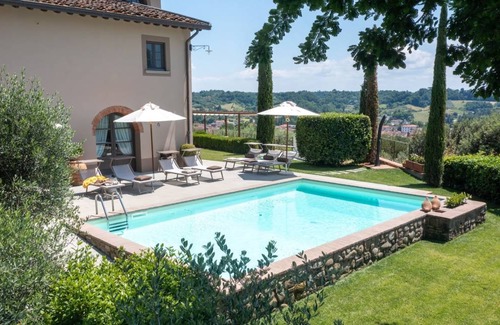 Terranuova Bracciolini Villa | Villa ∙ 6 bedrooms ∙ 12 guests