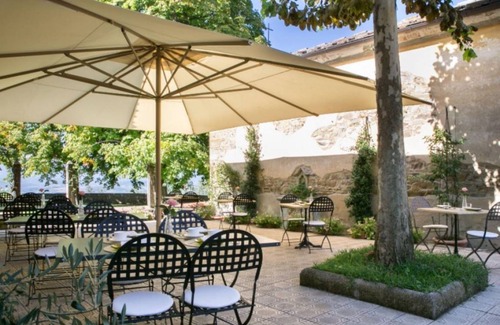 Loro Ciuffenna Villa | Villa ∙ 12 bedrooms ∙ 30 guests