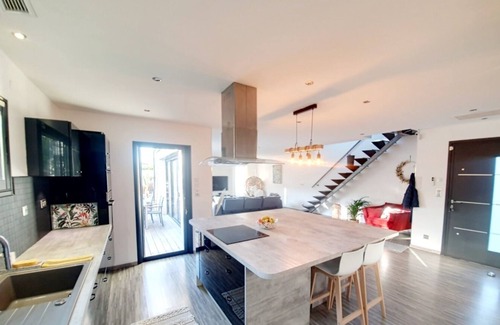 Saint-Jean-de-Vedas Villa | Villa 140m2 15 minutes from beaches and downtown Montpellier