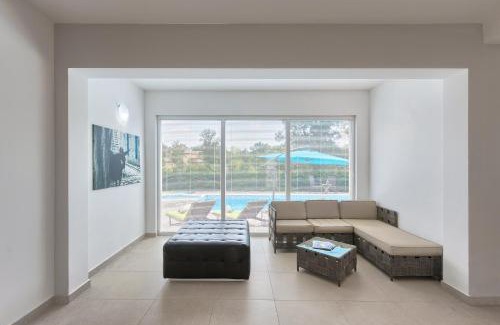 Muzini Villa | Villa 1522