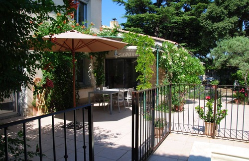 Villeneuve-les-Avignon House | Villa 160m2 with secure pool, 3 bedrooms, 5min from Avignon