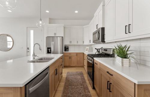 Bloomington House | Villa #26 at Bloomington Country Club - Sunset Retreat townhouse