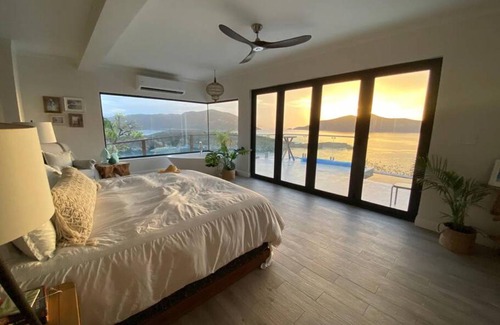 Other Islands Villa | Villa ∙ 3 bedrooms ∙ 6 guests