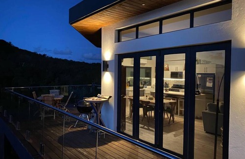 Other Islands Villa | Villa ∙ 3 bedrooms ∙ 6 guests