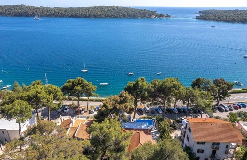 Cove Murtar Villa | Villa ∙ 3 bedrooms ∙ 6 guests