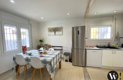 L'Escala House | Villa 3 bedrooms, 2 bathrooms, private pool, air conditioning and wifi