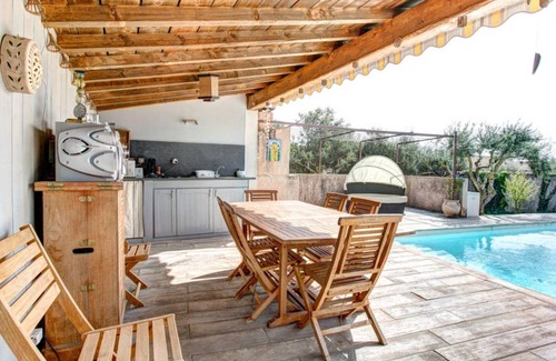 Roquemaure Villa | Villa ∙ 3 bedrooms ∙ 6 guests
