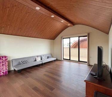 Ciawi Villa | Villa ∙ 5 bedrooms ∙ 16 guests