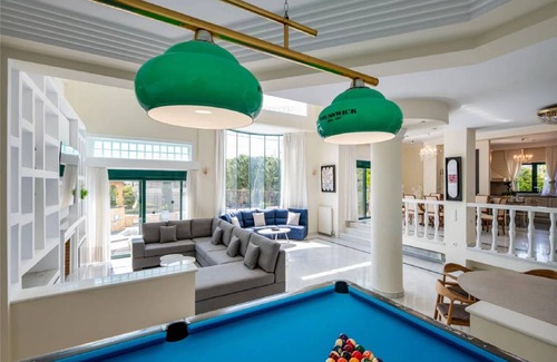 Vari-Voula-Vouliagmeni Villa | Villa ∙ 6 bedrooms ∙ 12 guests