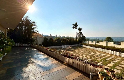 Bhilar Villa | Villa ∙ 6 bedrooms ∙ 12 guests
