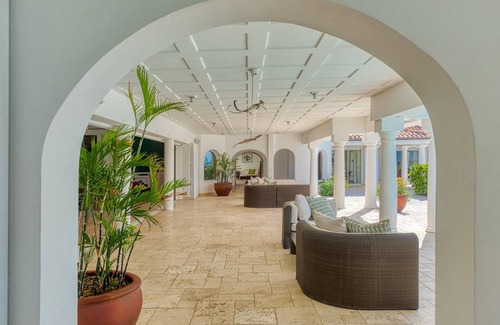Grand Case Villa | Villa ∙ 6 bedrooms ∙ 12 guests