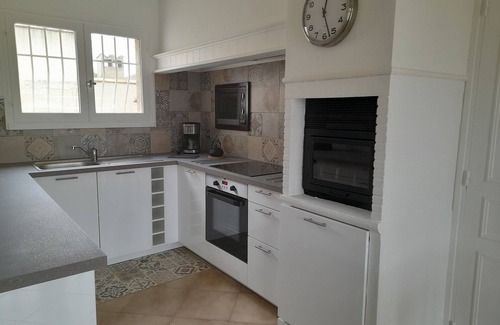 Bessan Villa | Villa 6p CLIM Big Swimming pool PRIVE salt Heated WIFI sea 8km
