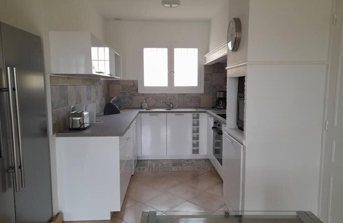 Bessan Villa | Villa 6p CLIM Big Swimming pool PRIVE salt Heated WIFI sea 8km