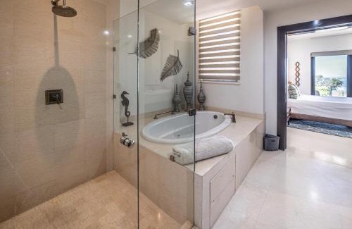 La Paz House | Villa #7 at Puerta Cortes Resort! Golf - Beachclub