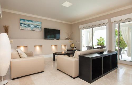 Geafond Villa | Villa 82