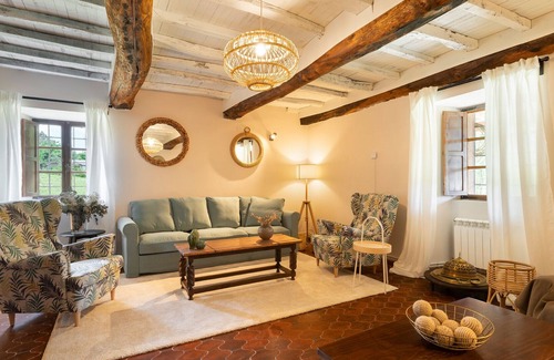 Oza-Cesuras Villa | Villa A Ribeira (284), riverside near the coast