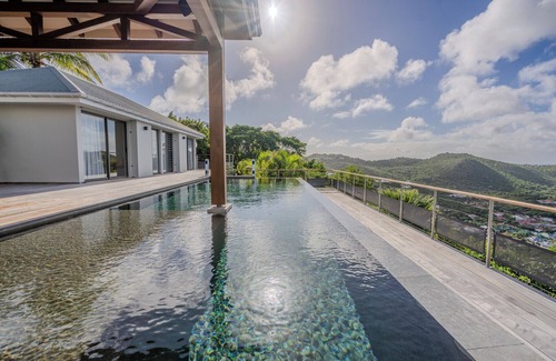 Morne de Depoudre Villa | Villa A View by Fantasia Villas