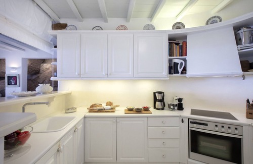 Paraga Villa | Villa Aerie · Villa Aerie - Sweeping sea views, ec