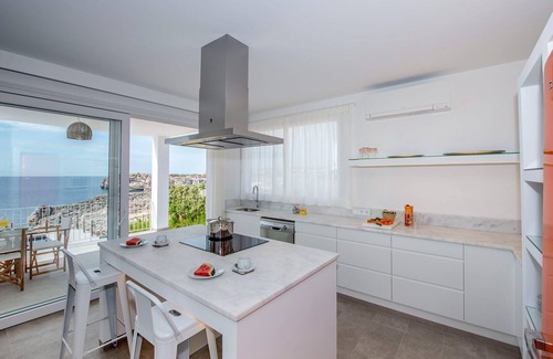 Los Delfines Villa | Villa Aguamarina by Villa Plus
