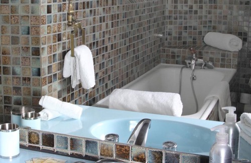 Vals-les-Bains House | VILLA AIMEE LUXURY APARTMENTS WITH HEATED POOL
