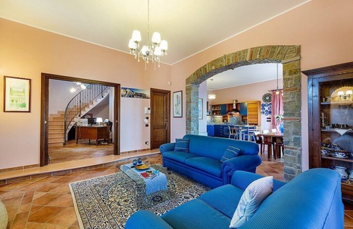 Laureana Cilento House | Villa Albatros A: A charming two-story villa surrounded by the greenery, with Free WI-FI.