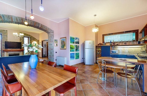Laureana Cilento House | Villa Albatros A: A charming two-story villa surrounded by the greenery, with Free WI-FI.