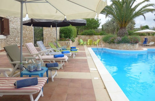 Chiaramonte Gulfi Villa | Villa Albero Limone Luxury 3 bedroom 4 bathooms farmhouse private pool and wif