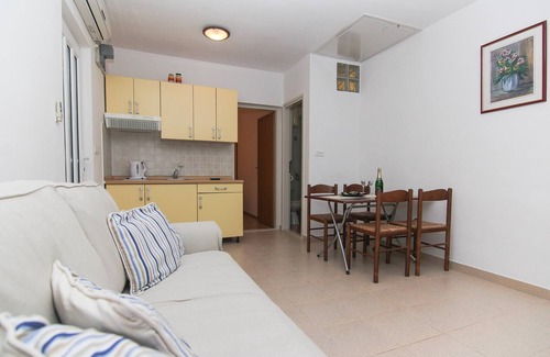 Gradac Apartment | VILLA ALEX One-Bedroom Apartment (ANA)