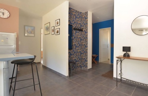 Bizanet House | Villa alfabeta