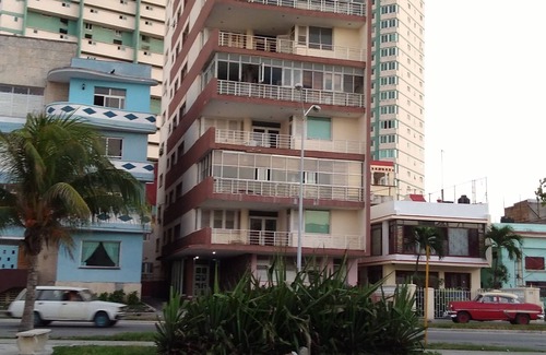 El Vedado House | Villa Alicia