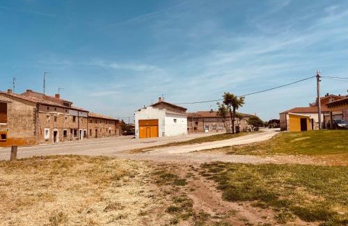 San Mames de Burgos House | Villa Alicia-Casa Rural