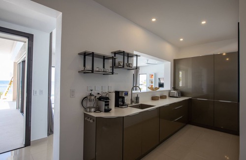 Beacon Hill Villa | Villa Alma Luxury villa