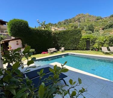 Taormina Villa | Villa Almond