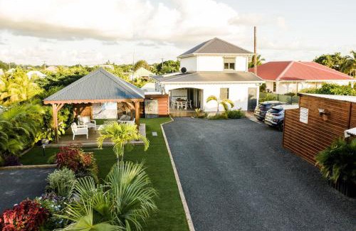 Douville Villa | VILLA ALOEREVE
