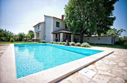 Pavicini Villa | Villa Altra